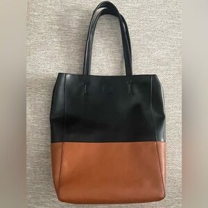Simons Black and Tan Tote Bag